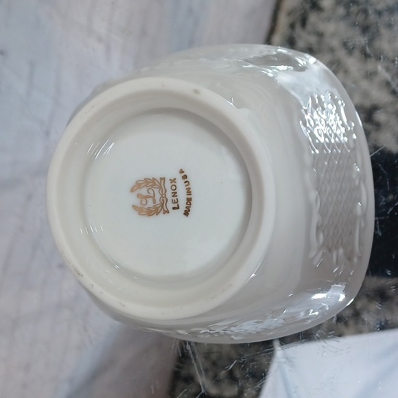 Lenox  Vintage 24 Kt Made in USA Standing Collectable  Bowl - Picture 8 of 8